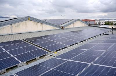 Cara memilih inverter hibrid cerdas untuk tanaman daya fotovoltaik industri dan komersial