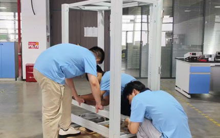 Instalasi Sistem Penyimpanan Energi Komersial Baterai Lithium 60KWH 5