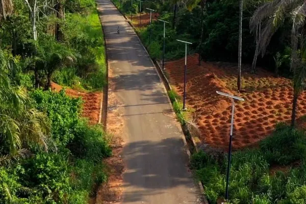 Teknologi Lampu Jalan Tenaga Surya