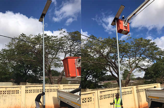 Lampu Jalan Tenaga Surya Anern SLZ-150W Dipasang pada Ketinggian 9,5M dalam Proyek Jalan Umum di Botswana